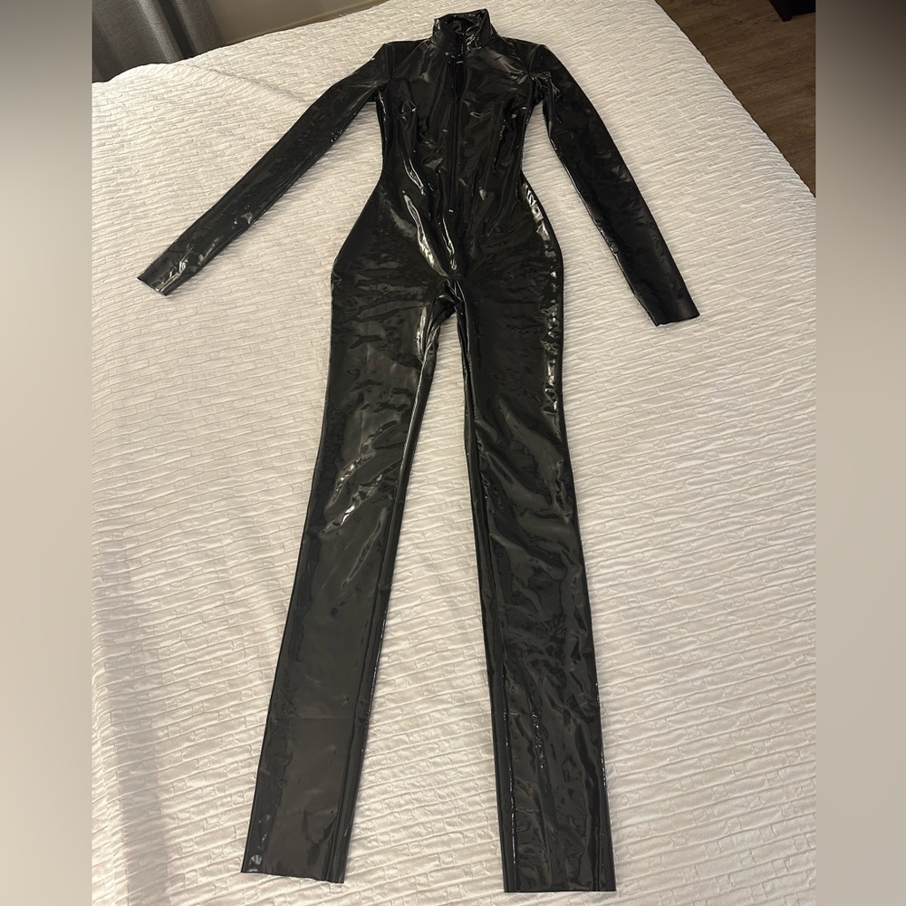 SKIMS STRECH VINAL CAT SUIT XS NEW W TAGS NEVER WORN SOLD OUT ON Website LIMITED